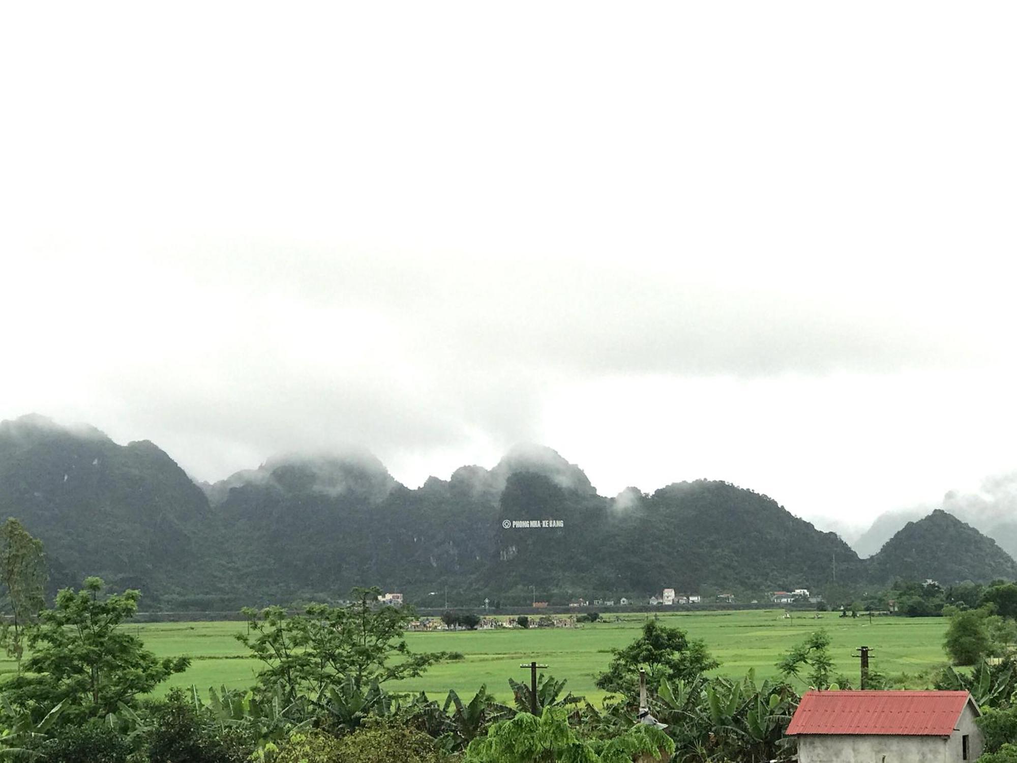 Happy Field Homestay Phong Nha Esterno foto